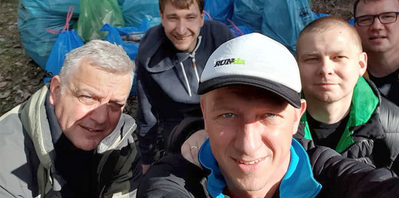Burmistrzowie sprzątali po innych. Są kolejni nominowani w ramach TrashTag Challen