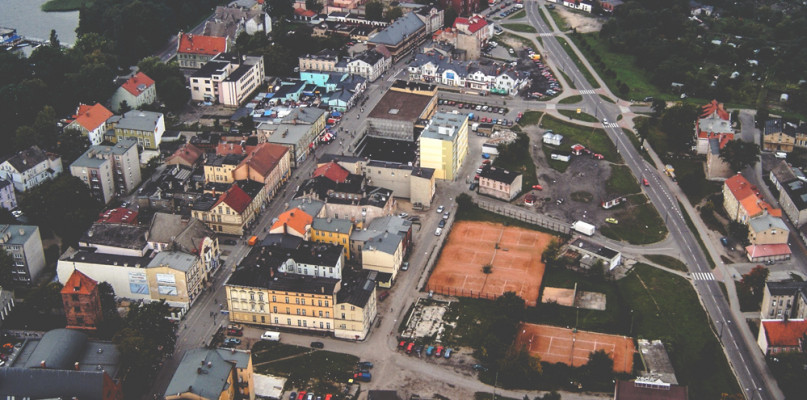 Brakuje kilku rond, osiedla generalskiego, ale jest za to dworzec PKS i korty tenisowe w miejscu gdzie obecnie stoi Lidl...