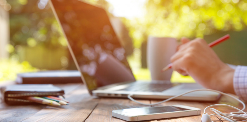 Wirusy komputerowe - jakie są ich rodzaje? Jak się przed nimi chronić?