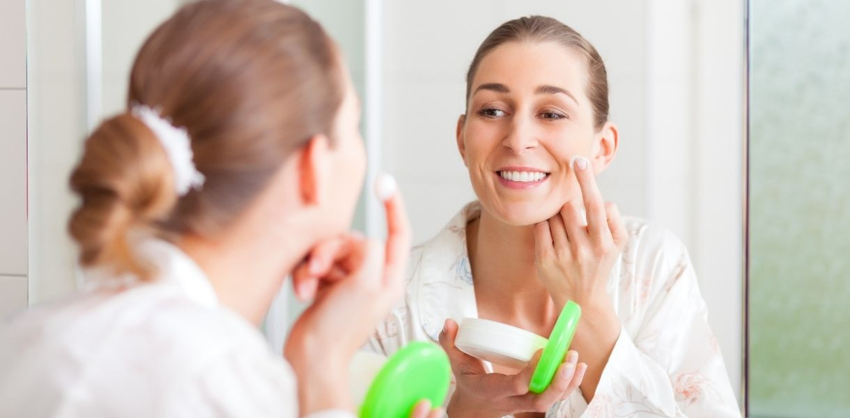 Nawilżanie skóry jest podstawą pielęgnacji anti-aging