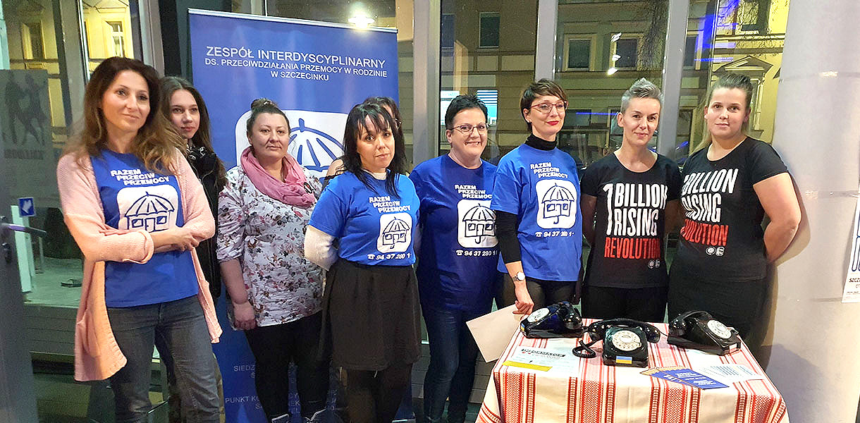 Szczecinecczanki przeciwko przemocy. Wystawa „888 88 79 88”