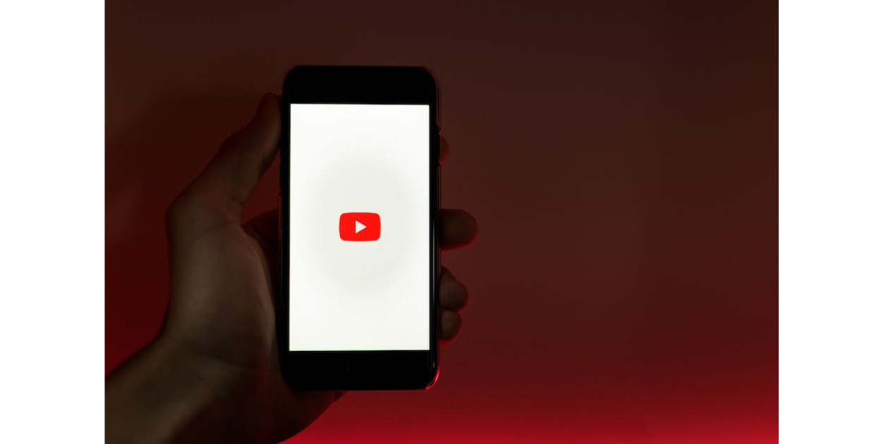 Jak odblokować zarabianie na YouTube?