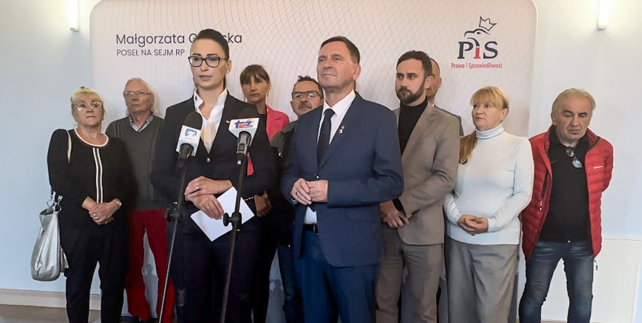 Małgorzata Golińska i Andrzej Jakubowski na wspólnej konferencji prasowej