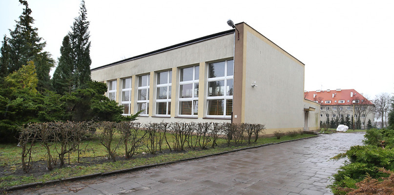 fot. iszczecinek.pl  / Punkt Szczepień Powszechnych będzie się mieścił w sali gimnastycznej dawnej szkoły budowlanej przy ulicy Artyleryjskiej 9 w Szczecinku