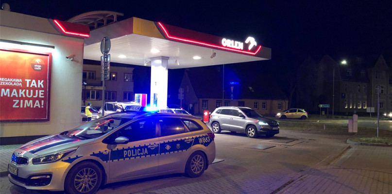 fot. MG / Chwilami ruchem przy stacjach paliw musiała kierować policja