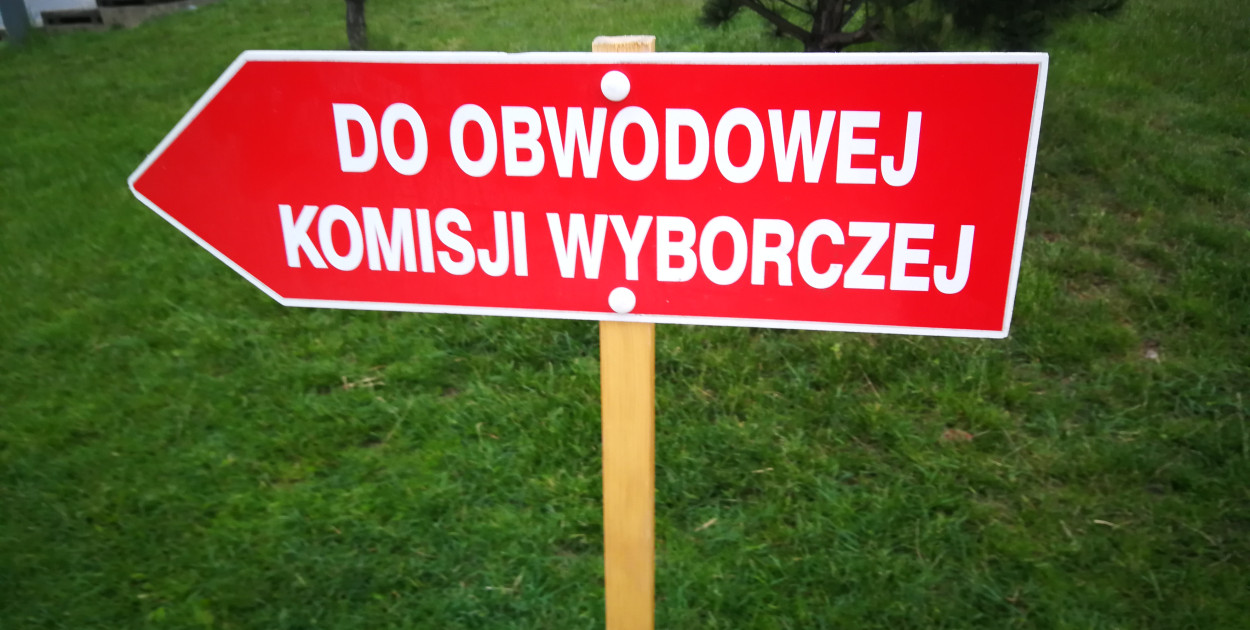 Mieszkańcy Szczecinka i Barwic wybierają burmistrzów. Frekwencja na godzinę 17:00