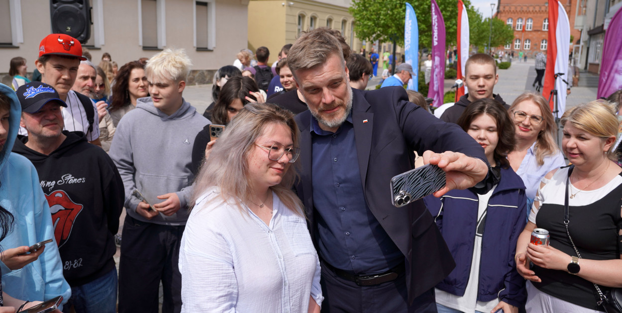 Adrian Zandberg w Szczecinku: czas pożegnać dwóch panów