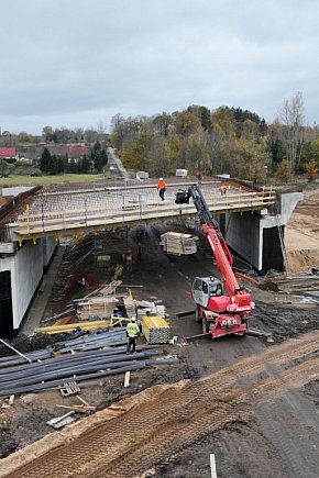 Budowa drogi S11 – postępy prac mimo błota i deszczu!-8572