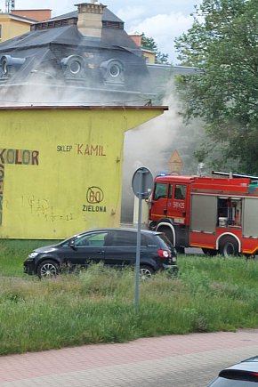 Strażacy w akcji na Zielonej – zdjęcia z pożaru-8989