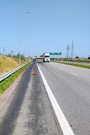 Trudny poranek dla kierowców – dwa zdarzenia na głównych trasach-9121
