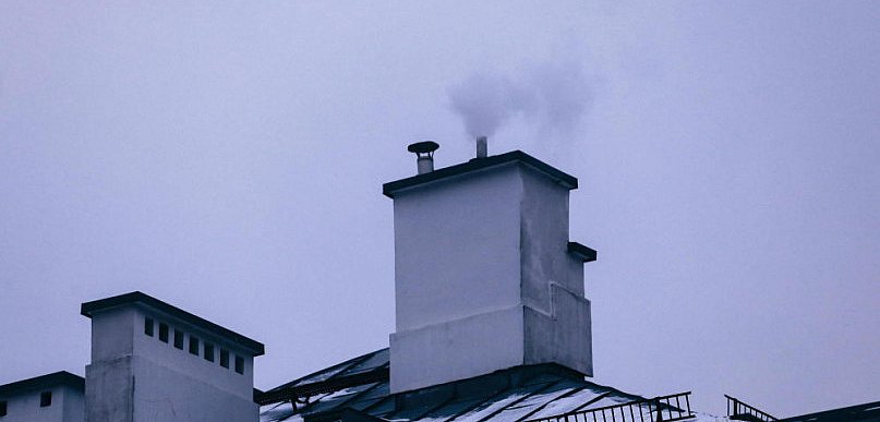 Alergolog: wysokie stężenie pyłów PM10 i PM2,5 najbardziej szkodzi dzieciom