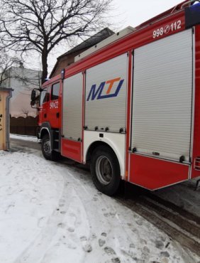 Pożar: strażacy gasili kuchnię w bloku przy ul. Warcisława IV-26667