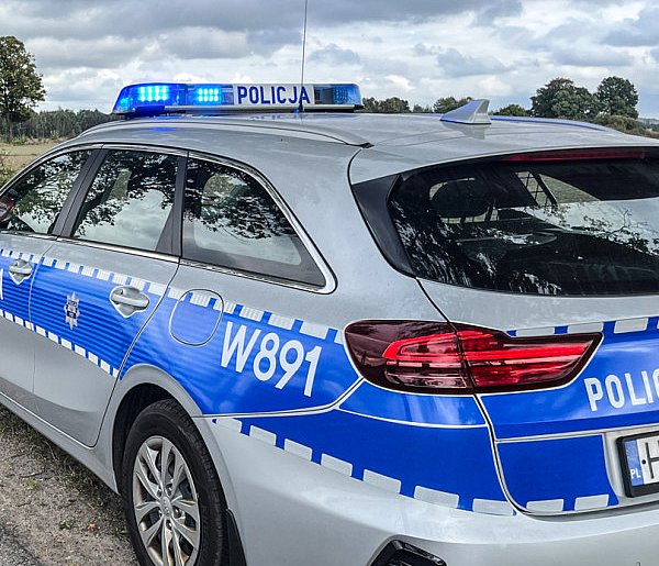 Ksiądz jechał obwodnicą Szczecinka pod prąd. Policja nie wybaczyła-42146