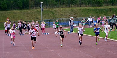 Ponad 300 młodych sportowców rywalizowało na stadionie w Szczecinku -46809