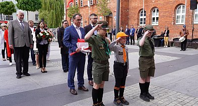 Szczecinek świętuje Konstytucję 3 Maja. Uroczystości na placu Wolności-46846