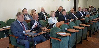 Rozwój szpitala i centrum SM głównym tematem sesji Rady Powiatu-46857