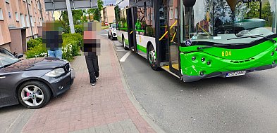 Kolizja osobówki z mieskim elektrykiem. Kogo wina?-46918