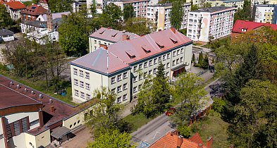 Radni odwiedzili kolejne szkoły. Co zobaczyli i usłyszeli?-46908