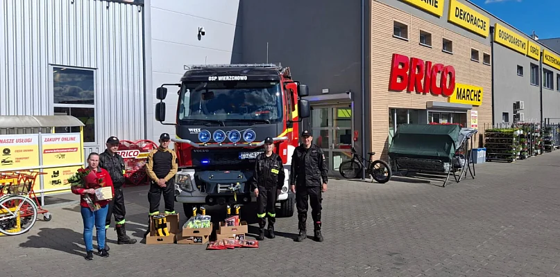 Strażacy w Wierzchowa z nowym sprzętem od Fundacji Muszkieterów - 46961