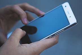 Trwa wygaszanie technologii. Starsze telefony mogą stracić internet-47311
