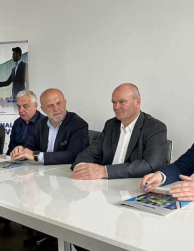 Edukacja i biznes razem. Nowa klasa patronacka w ZS nr 2-47613