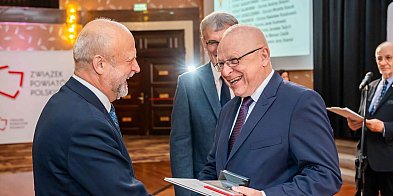 Powiat Szczecinecki wśród liderów samorządności-47743