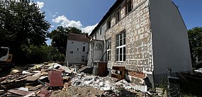 Trwa rozbiórka kultowej sali bankietowej