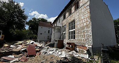 Trwa rozbiórka kultowej sali bankietowej przy ul. Ordona. Co tu powstanie? -47840