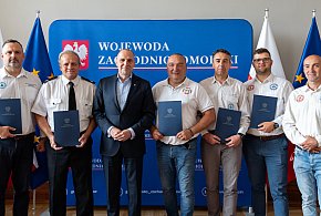 Bezpieczne wakacje nad wodą – dotacje dla ratowników-47963