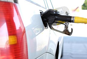 Ceny paliw w Polsce. Benzyna i LPG tanieją, ale diesel nie chce odpuścić-48263