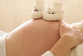 Mniej dzieci, mniej porodówek. Szpitale wygaszają kolejne oddziały-49018