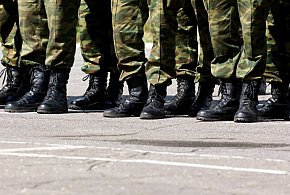Wezwania trafią do tysięcy Polaków. Kto musi szykować się na komisję?-49021