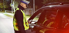 Inni dmuchali on "mrugnął"... do policjantów