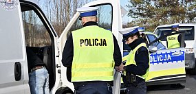 Zatrzymane dowody i lawety. Poranna akcja drogówki