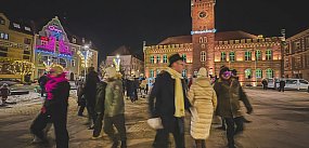 Szczecinek rozpoczął karnawał przed ratuszem