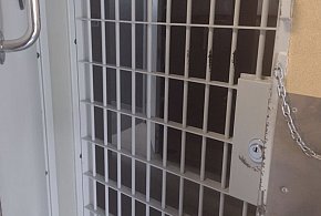 Policjant na urlopie zatrzymał poszukiwanego -49427