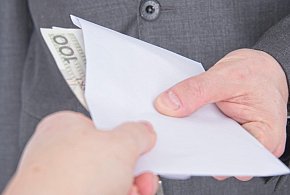 Zarabiasz bez firmy? Od 2026 roku wchodzi nowy, wyższy próg-49791