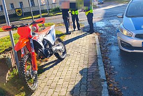 Wypadek na Słowiańskiej. Cross zderzył się z oplem-50052
