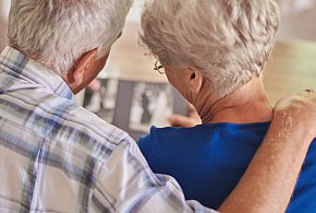 Seniorzy mają powód do radości. Projekt „Godna emerytura” trafił do Sejmu-50376