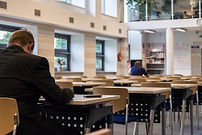 Zmiany w przepisach o wynagrodzeniach. Zapłacą za gotowość do pracy-50422