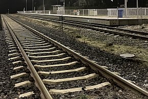 Pociąg śmiertelnie potrącił kobietę. Trasa Czarne - Szczecinek zablokowana-50429