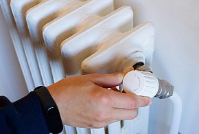 Kaloryfer zakręcony? I tak zapłacisz. Nowe prawo uderzy w lokatorów-50743