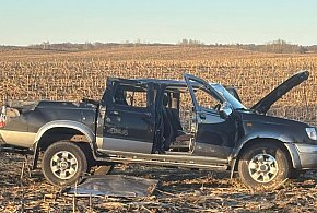 Dachowanie pickupa pod Łubowem-50819