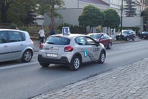 17-latkowie dostaną „prawko”. Nowe przepisy stawiają twarde warunki-51886