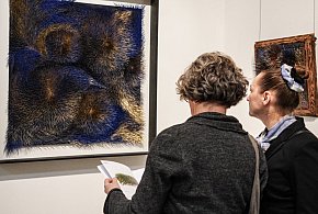 W cieniu światła. Nowa wystawa w Galerii Zamek w Szczecinku