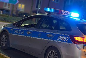 Akcja kryminalnych. Poszukiwani i narkotyki w rękach policji.