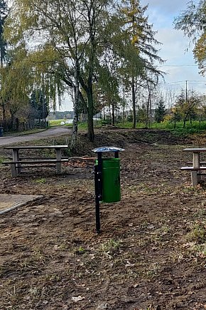 Nowe miejsca rekreacji w Grabowie i Dołgiem dzięki grantom PSE-9302