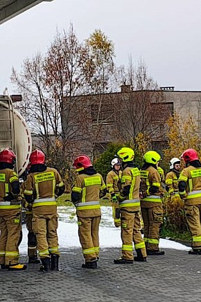 Wyciek paliwa w Silnowie – straż pożarna w akcji-9320