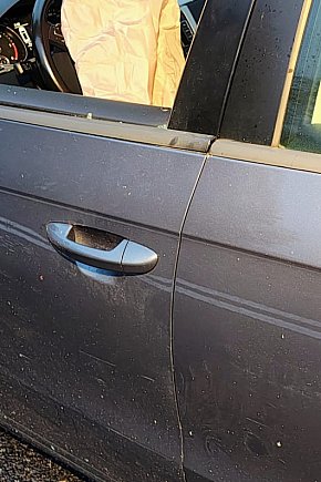 Wyprzedzał ciężarówkę na podwójnej ciągłej-9381