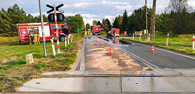 Droga zalana olejem! DW201 całkowicie zablokowana-49405